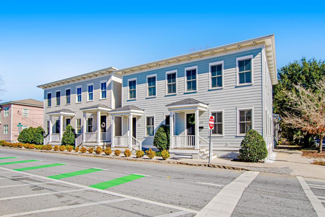 Savannah Price Place Exterior photo