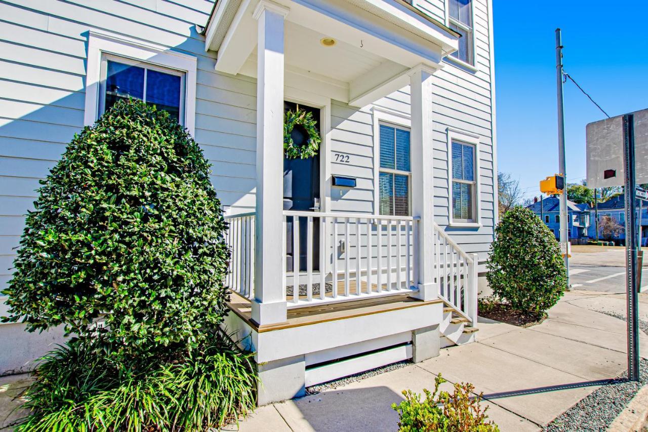 Savannah Price Place Exterior photo