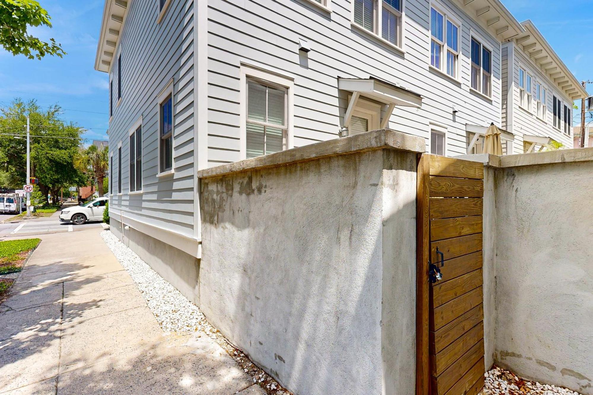 Savannah Price Place Exterior photo